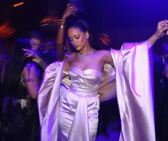 Хочешь попасть на бал Рианны? У тебя есть шанс!