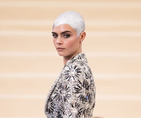 Не повторяй за Карой: 10 модных провалов Делевинь