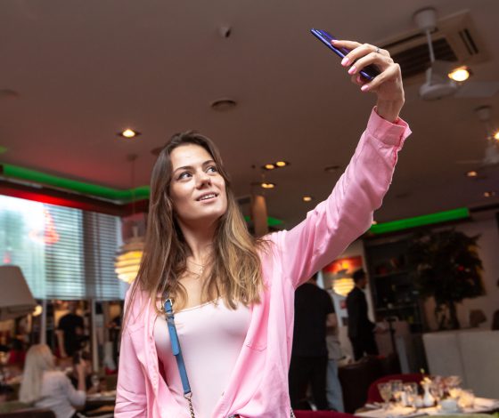 Как выглядит новый смартфон Huawei nova 3, и почему его надо купить?