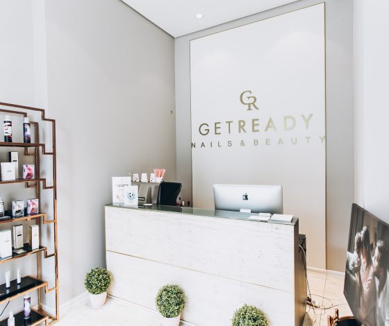 Где можно отдохнуть от городской суеты, сделать идеальный экоманикюр и безопасное окрашивание волос?