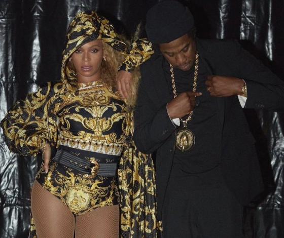 Это катастрофа: ужасный выход Бейонсе в Versace