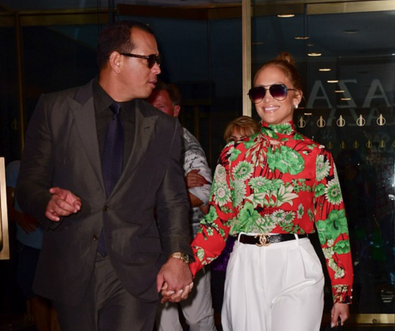 Уже лучше: новый выход Дженнифер Лопес и Алекса Родригеса