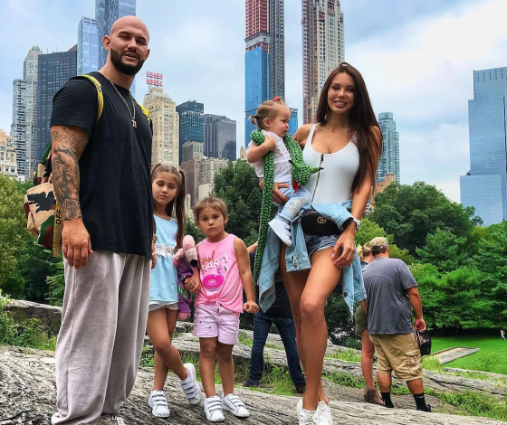 Каникулы заканчиваются. Где провели лето дети звезд?