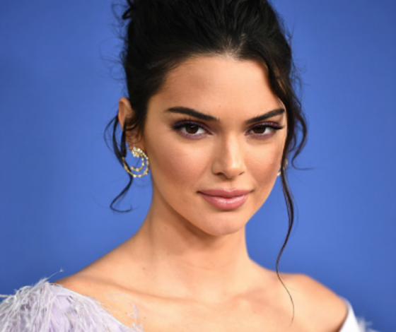 В Сеть слили голые фото Кендалл Дженнер! Что об этом думает модель?