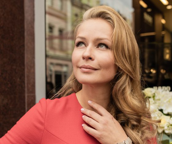 Юлия Пересильд, Лаура Джугелия и Анна Цуканова-Котт на открытии бутика Rado