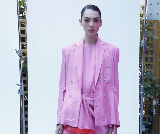 Все оттенки розового на показе Litkovskaya в Париже