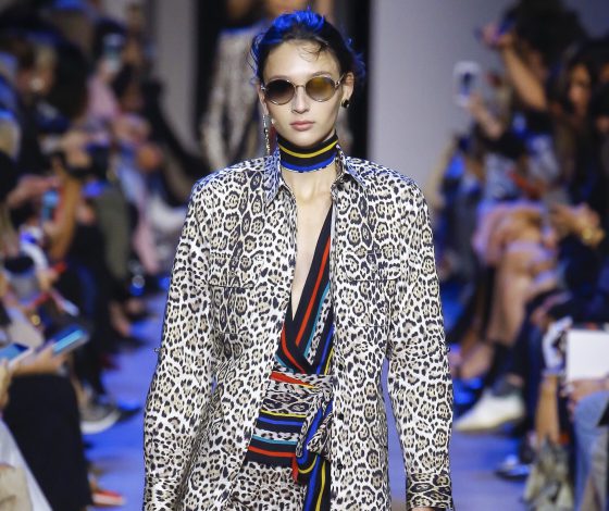 Очень много леопарда на показе Elie Saab