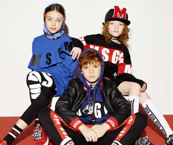 Где искать модную спортивную одежду для ребенка?