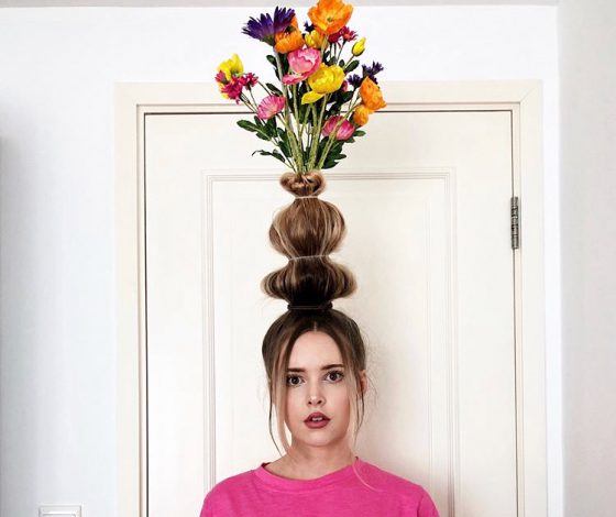 Что происходит? Новый Instagram-тренд: укладка - ваза на голове!