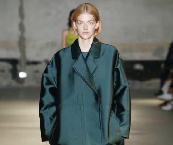 Смотри показ No.21 здесь!