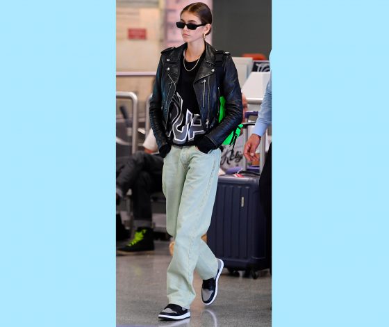 Огромные джинсы-трубы снова в моде! Как их носят звезды?