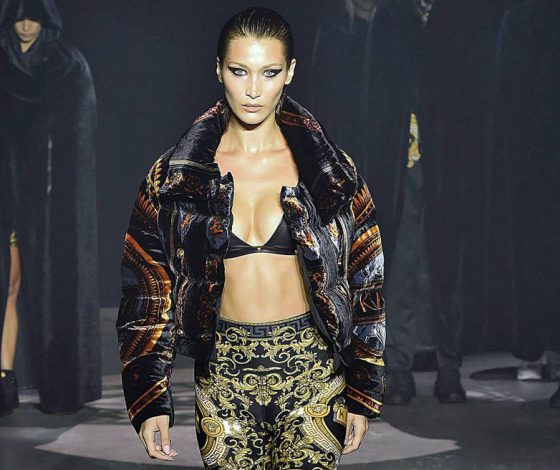 Хейли Болдуин и Белла Хадид на подиуме! Смотри показ Kith здесь!