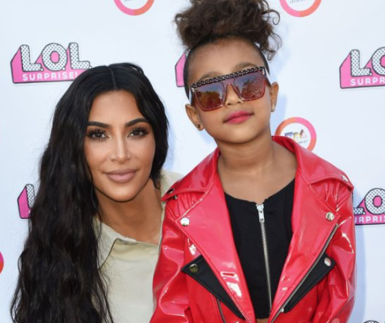 Ким Кардашьян подарила дочери пиджак Майкла Джексона