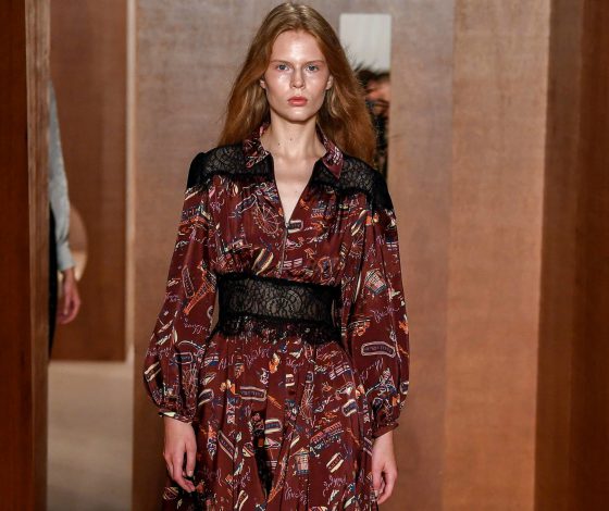 Смотри показ ALEXACHUNG здесь!