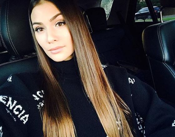 Анастасия Шубская показала фигуру в купальнике. Всего через 13 дней после родов!