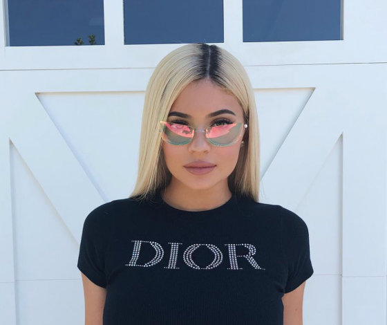 Упс! Почему подписчики унижают Кайли Дженнер?