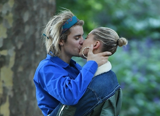 Поженились или нет? Алек Болдуин подтвердил свадьбу Джастина и Хейли