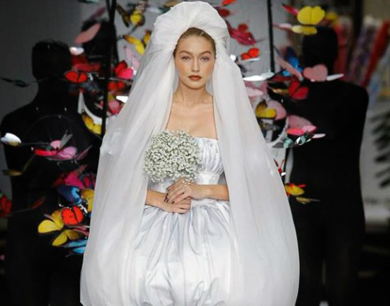 Смотри показ Moschino здесь!