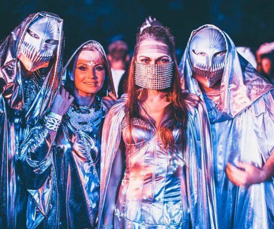 Планы на выходные 22–23 сентября: «Круг света», забег 42 км и коктейли в Питере