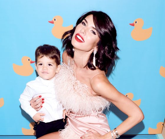 Первая вечеринка: сын Виктории Якубовской отпраздновал 2 года