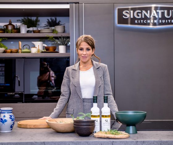 Юлия Барановская, Екатерина Одинцова и Екатерина Андреева в туре по Южной Корее