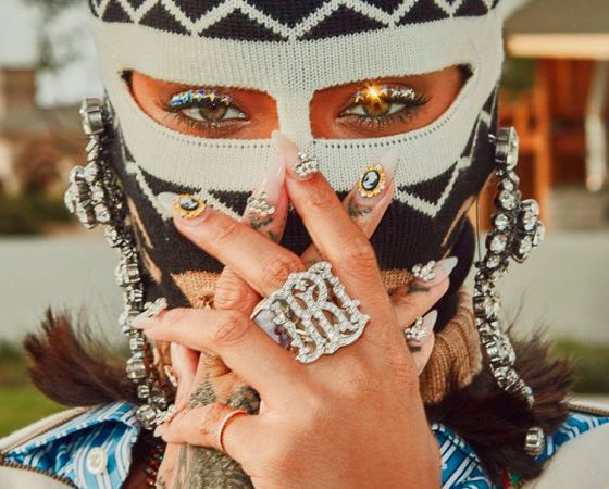 Ты узнаешь ее из тысячи! Тест: угадаешь звезду по глазам?