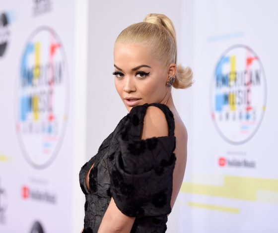 Самые безвкусные наряды MTV AMА-2018