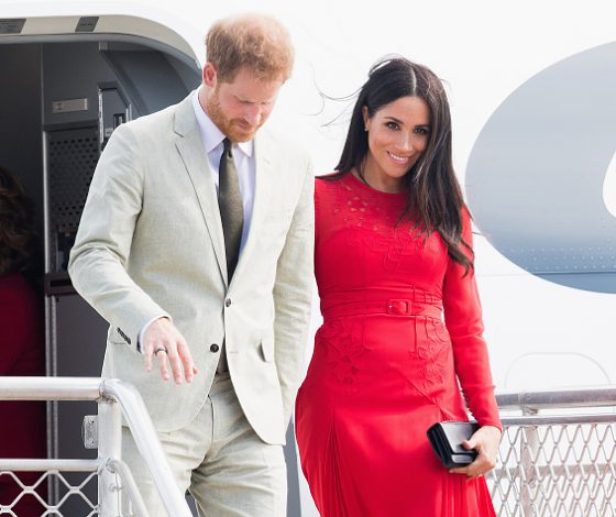 Новый выход Меган Маркл и принца Гарри: модный конфуз герцогини
