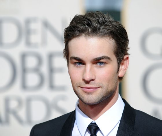 Звезда «Сплетницы» Чейс Кроуфорд ищет девушку в приложениях для знакомств