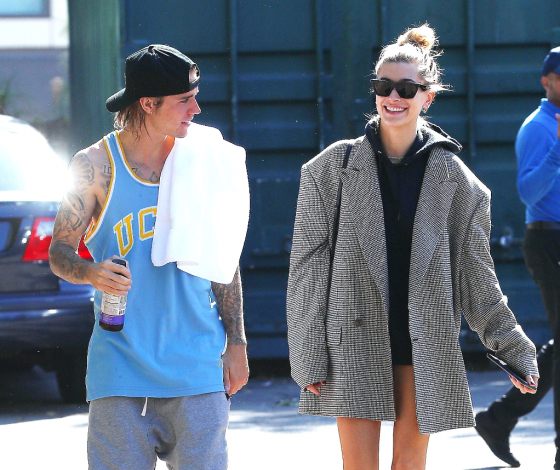 Два новых выхода Джастина и Хейли. Какой тебе нравится больше?