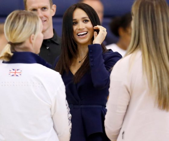 Сколько стоит новый кулон Меган Маркл?