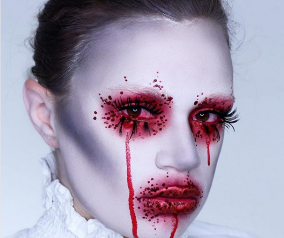 Как накраситься на Хэллоуин? Топ-20 необычных образов