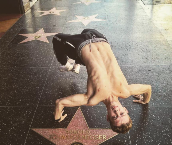 Нужно подписаться: парень из России стал олимпийским чемпионом по брейк-дансу, и он нереально крут!