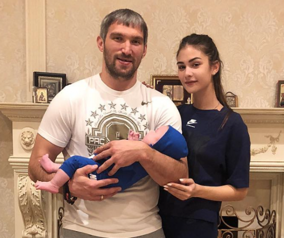 Как мило: Анастасия Шубская и Александр Овечкин впервые показали сына!