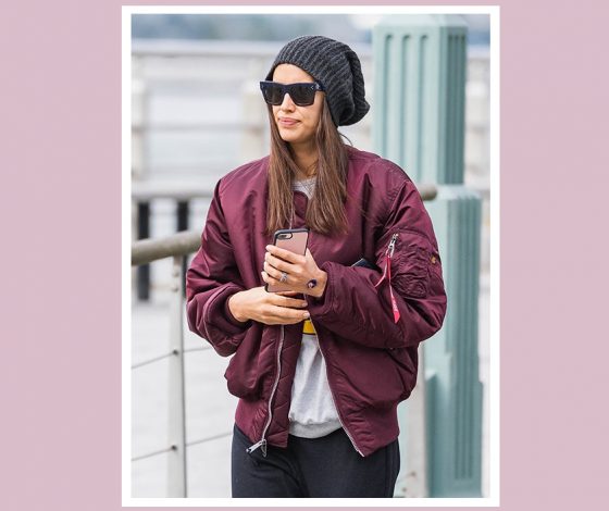 Сколько стоит: бомбер Ирины Шейк