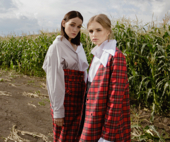 Идеальные костюмы в красную клетку в лукбуке SIAMMSIAMM