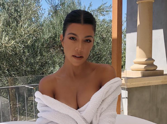 Самые голые фото Кортни Кардашьян. Вот это, мы понимаем, отпуск!