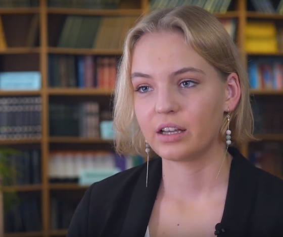 Дочь Навального запустила YouTube-шоу! Ей, кстати, всего 17