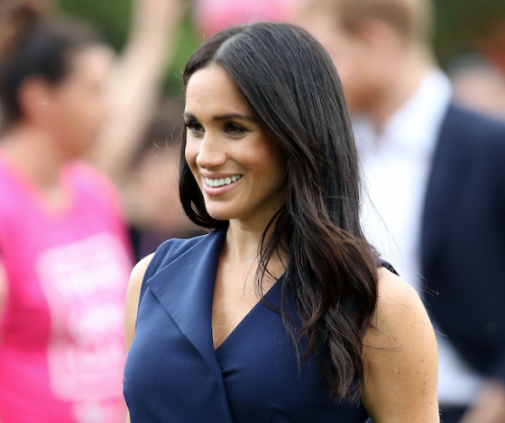 Упс! Меган Маркл надела такое же платье, как у бывшей Гарри