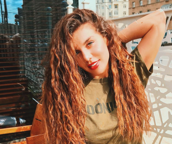 Анна Седокова блондинка — голосуй, Hot or Not?