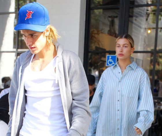 Как носить рубашку парня? Учимся у Хейли Болдуин!