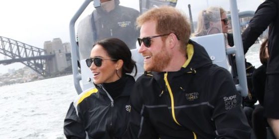 Кроссовки как у Меган Маркл стоят меньше 10 тысяч рублей! Где купить?