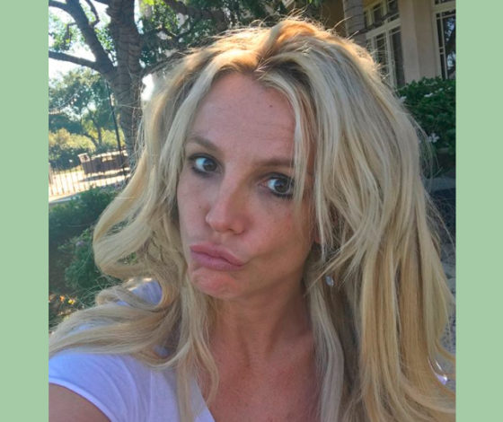 И такое бывает: собрали ужасные селфи звезд