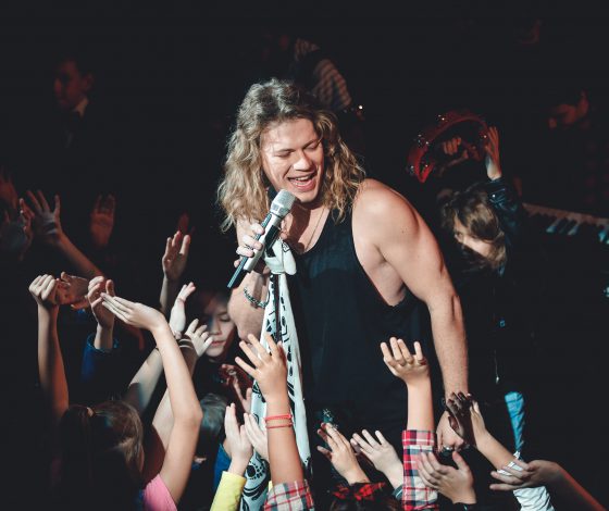 Романтика! Какой подарок сделал Роман Архипов своей девушке?