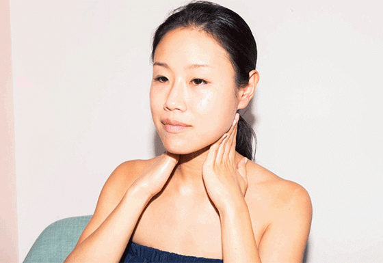 Как избавиться от морщин на шее? Топ лучших процедур