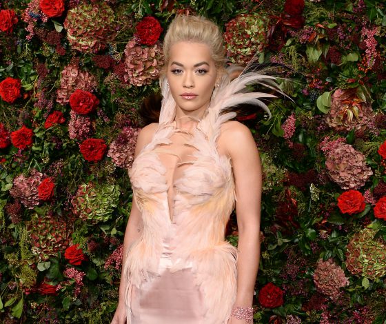 Рита Ора, Елена Перминова и Эндрю Гарфилд на премии Evening Standard Theatre 