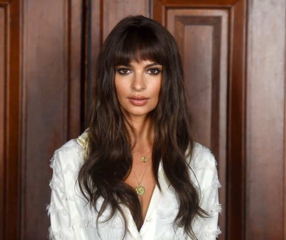 Секрет идеальной кожи: любимые процедуры Эмили Ратаковски