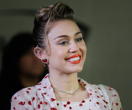 Что это было: самые странные поступки звезд