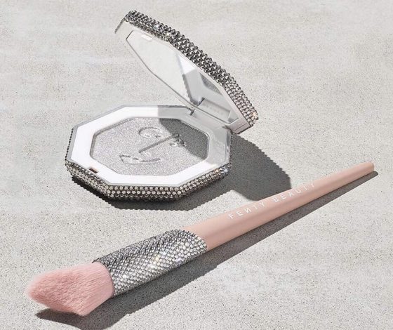 Ты точно его захочешь! Шикарный бьюти-подарок на Новый год от Рианны