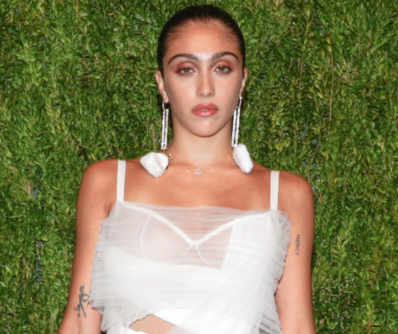 Дочь Мадонны Лурдес в очень откровенном платье